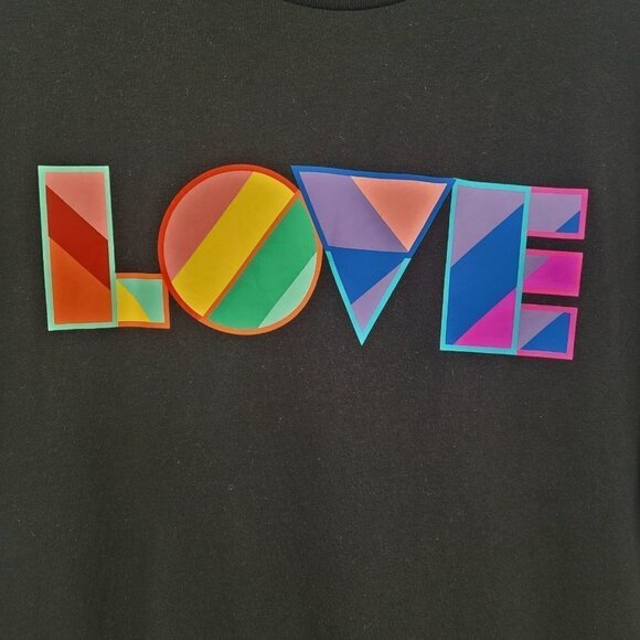 Old Navy Soft Washed Black Multicolored "LOVE" Graphic T-shirt - Picture 4 of 6